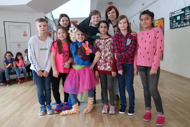 img00018.jpg